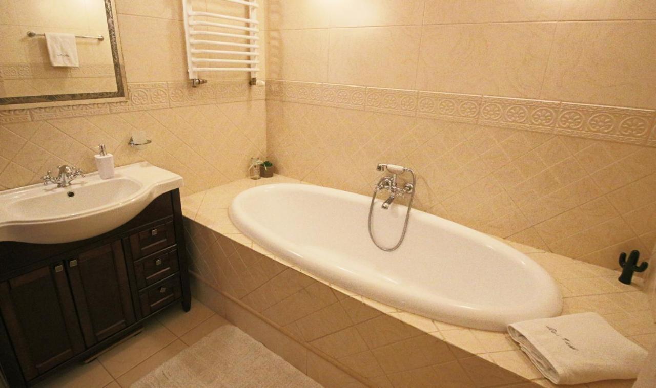 Apartament Bazatatry Wielka Krokiew ザコパネ 部屋 写真