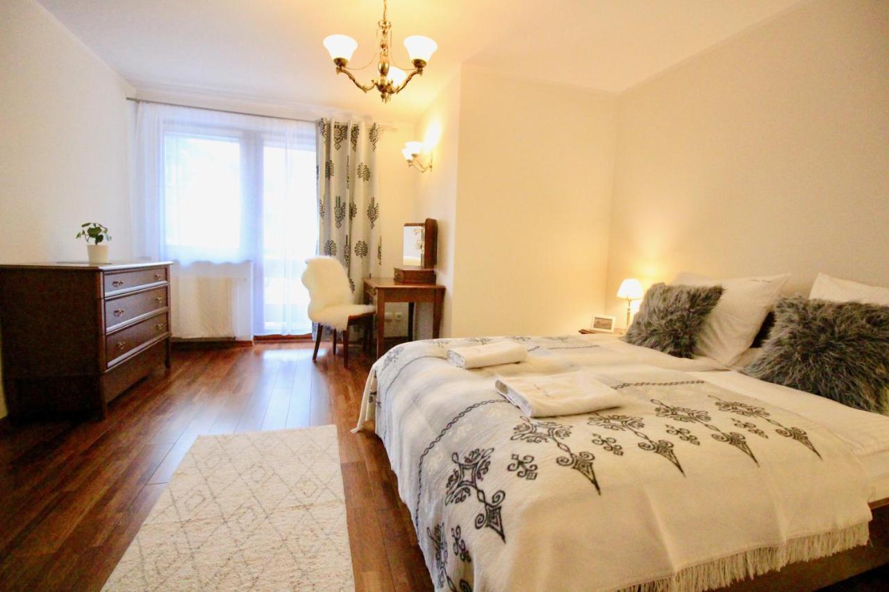 Apartament Bazatatry Wielka Krokiew ザコパネ 部屋 写真